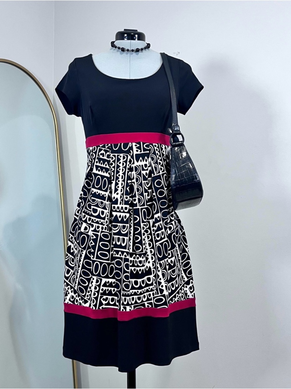 Enfocus Studio Black & White Geometric Midi Dress